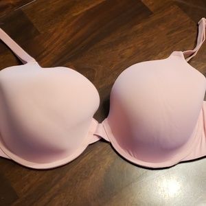brand new harper wilde pink bra. limited edition